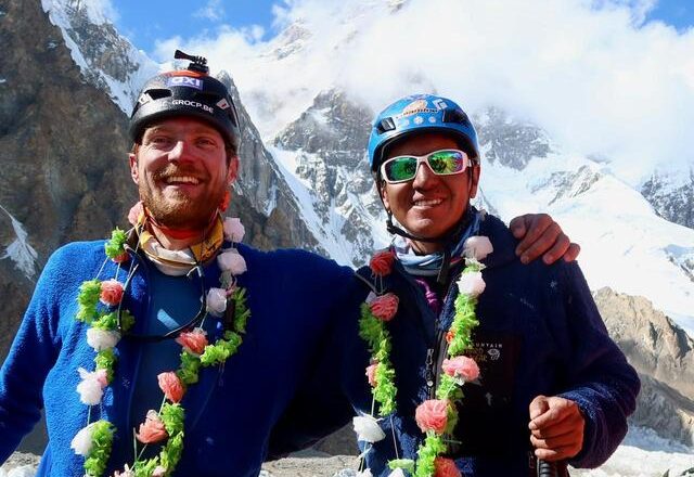 NIELS JESPERS ET HUGO AYAVIRI COURONNENT LE BROAD PEAK ET LE K2 SANS OXYGÈNE EN DIX JOURS